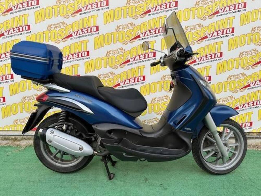 Piaggio Beverly 250 (2004 - 05)