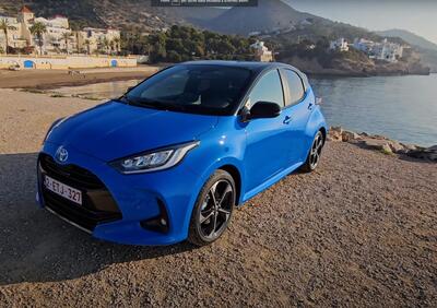 Toyota Yaris arriva a 130 CV ibridi e migliora in tutto [VIDEO]