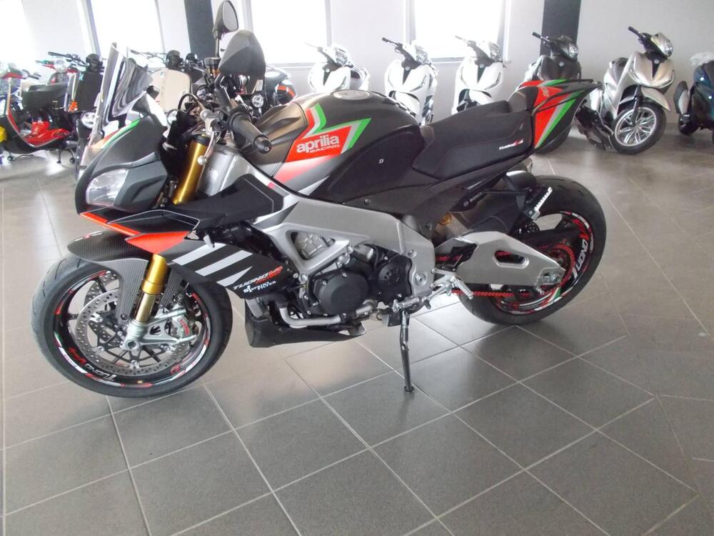 Aprilia Tuono V4 Factory (2019 - 20) (5)