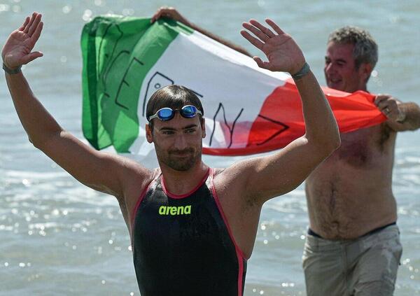 Ok, ma chi &egrave; Domenico Acerenza, il nuotatore che fa sognare l&rsquo;Italia in mare aperto