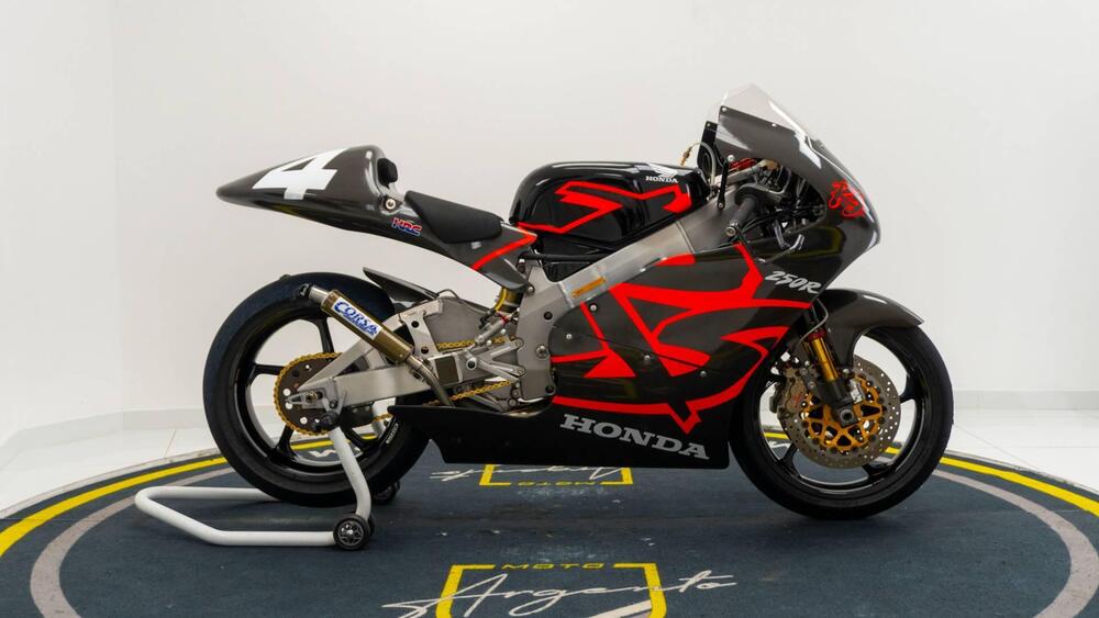 Honda RS 250 GP NXA (8)