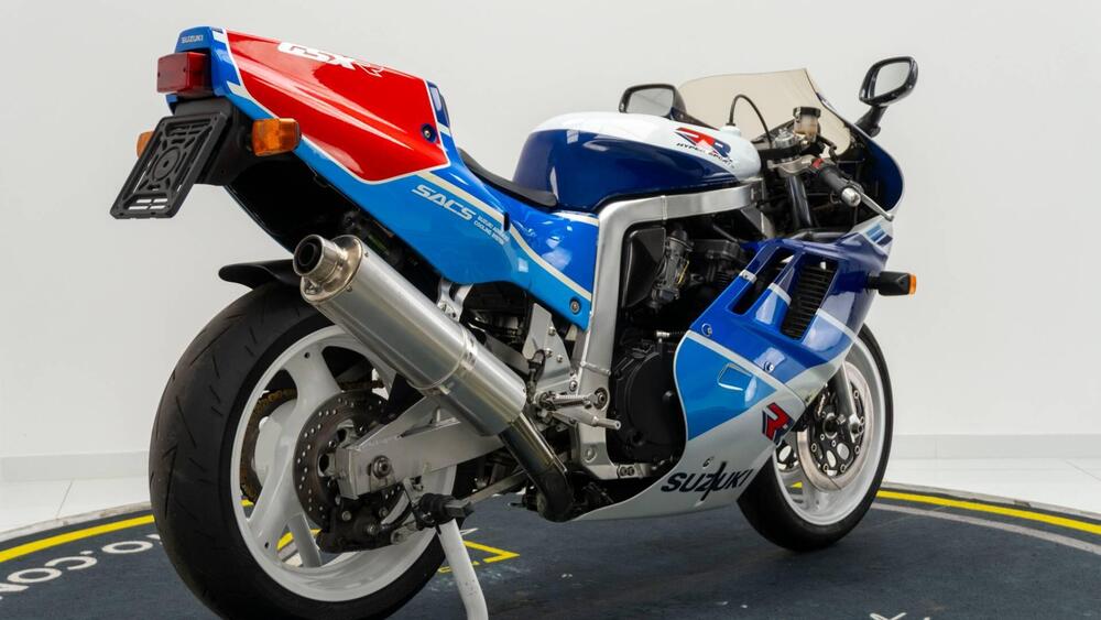 Suzuki GSX-R 750 RK (4)