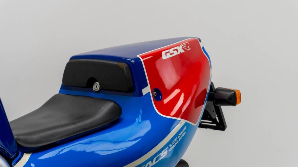 Suzuki GSX-R 750 RK (12)