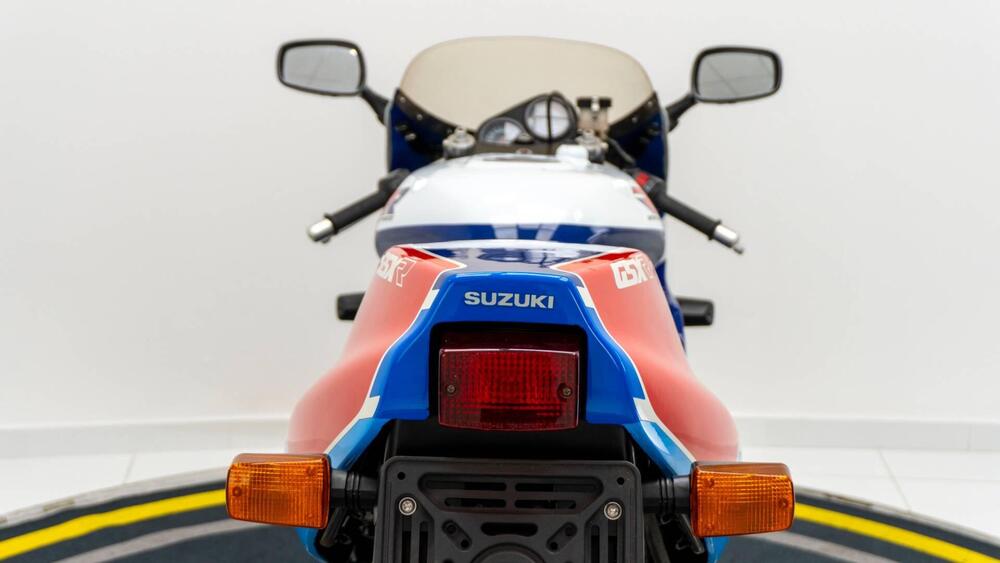 Suzuki GSX-R 750 RK (18)