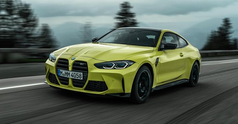 Scuola di drift con una BMW M4, ma il palo... [VIDEO]