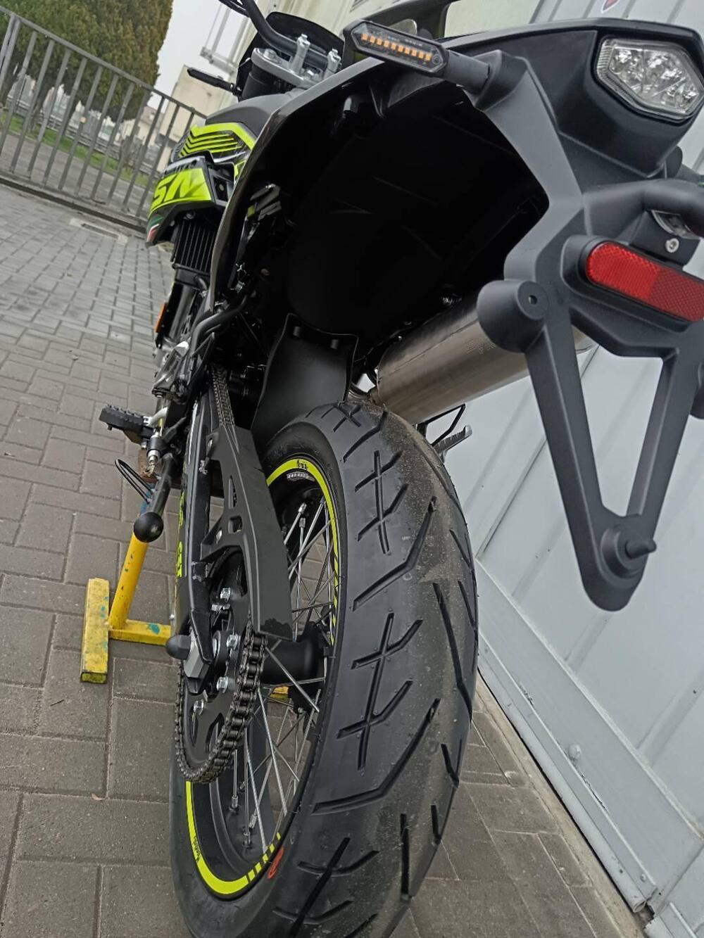 FB Mondial SMX 125 Motard (2021 - 24) (16)