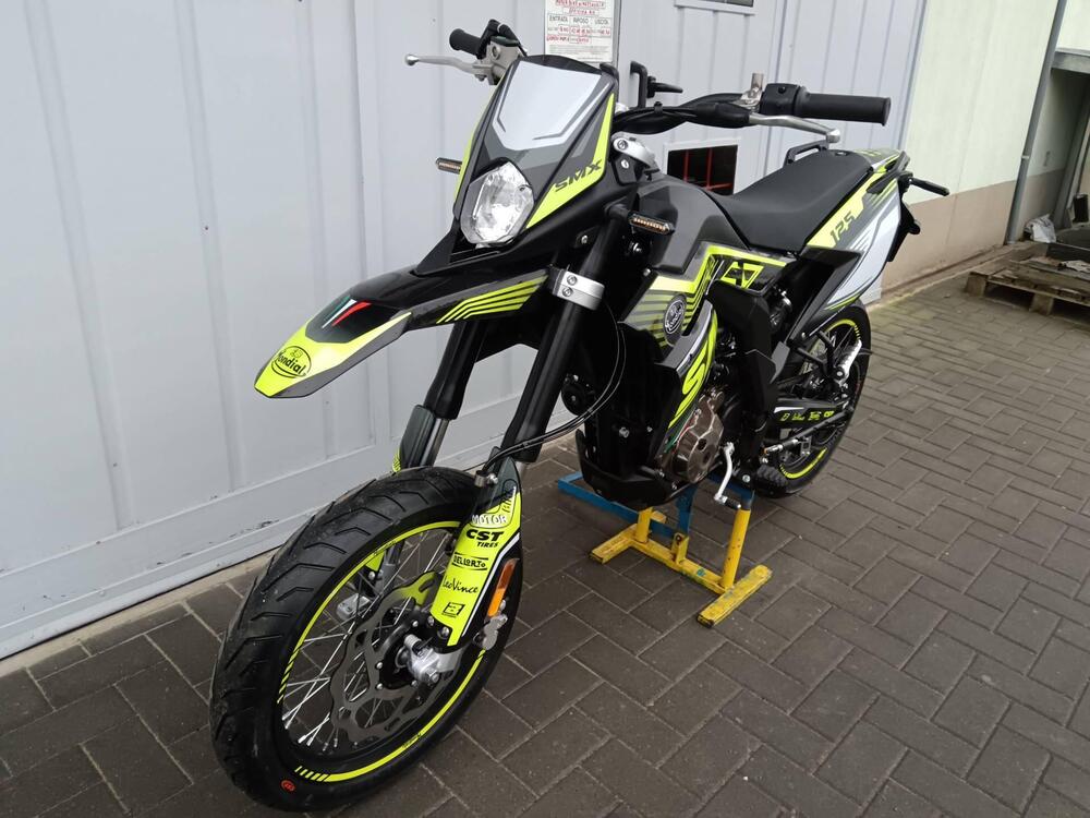 FB Mondial SMX 125 Motard (2021 - 24) (4)