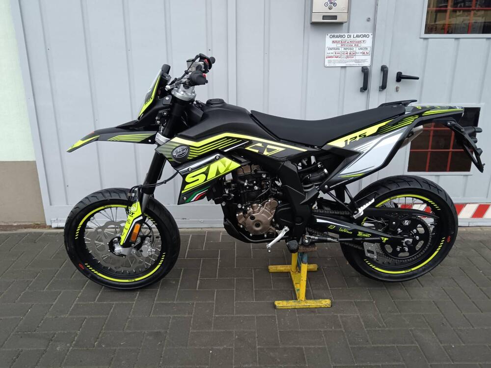 FB Mondial SMX 125 Motard (2021 - 24) (2)