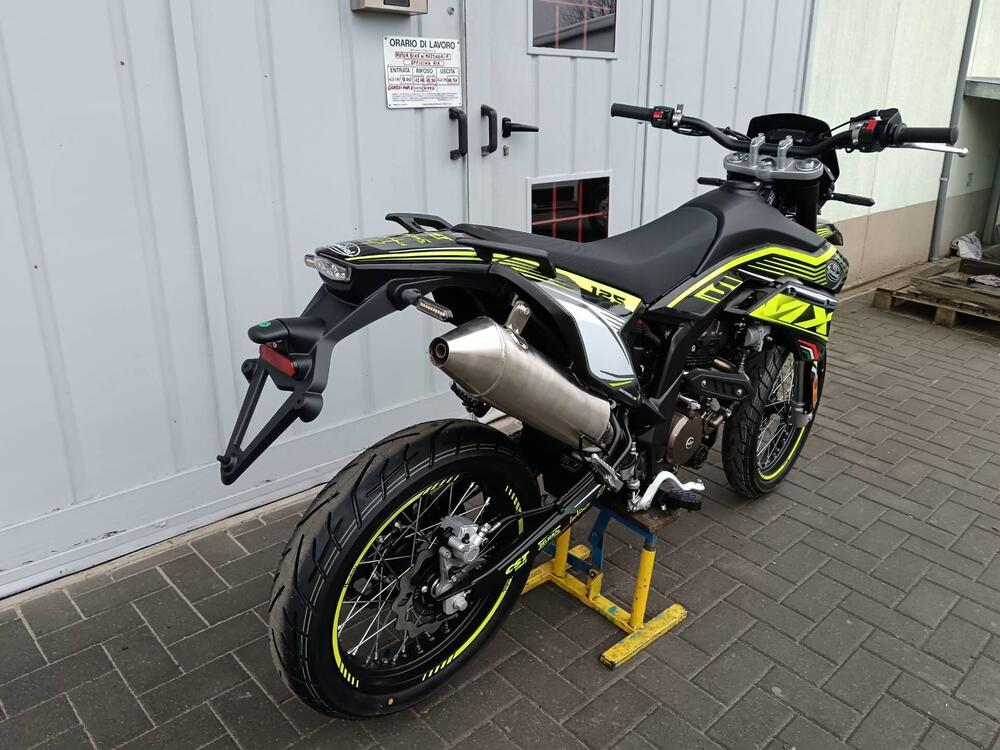 FB Mondial SMX 125 Motard (2021 - 24) (5)