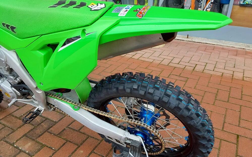 Kawasaki KX 450 F (2023) (8)