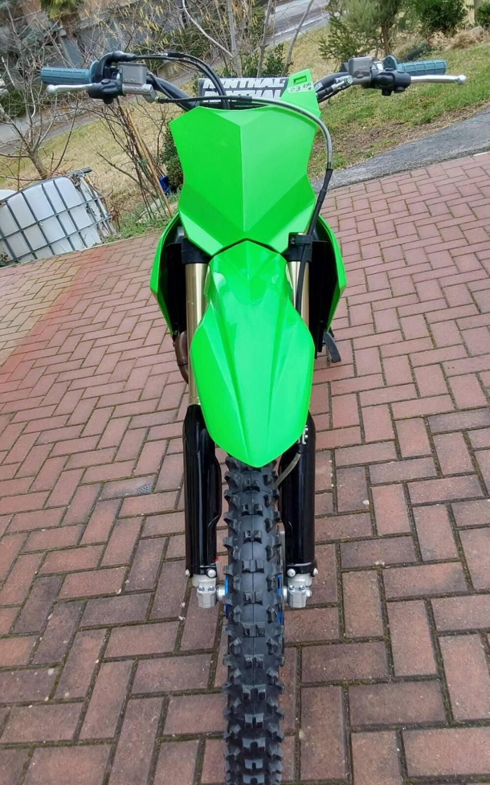 Kawasaki KX 450 F (2023) (11)