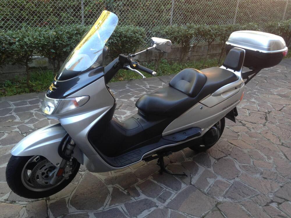 Suzuki Burgman AN 250 (1998 - 01)