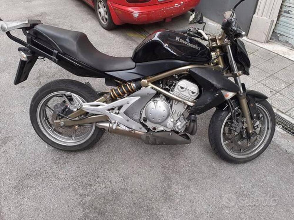 Kawasaki ER-6N (2005 - 08) (2)