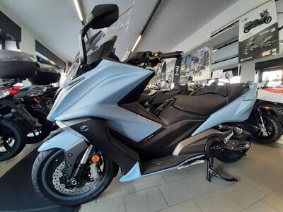 Kymco AK 550 ETS (2021 - 25) nuova
