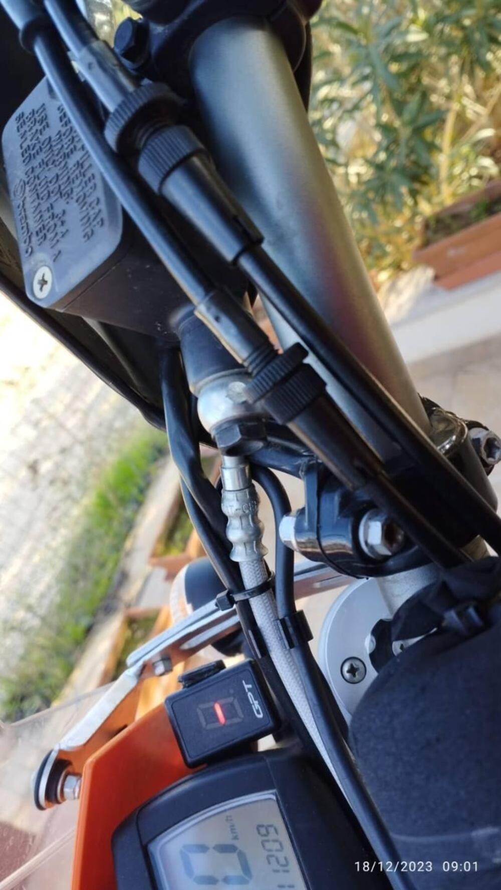 KTM 690 Enduro (2009 - 11) (17)