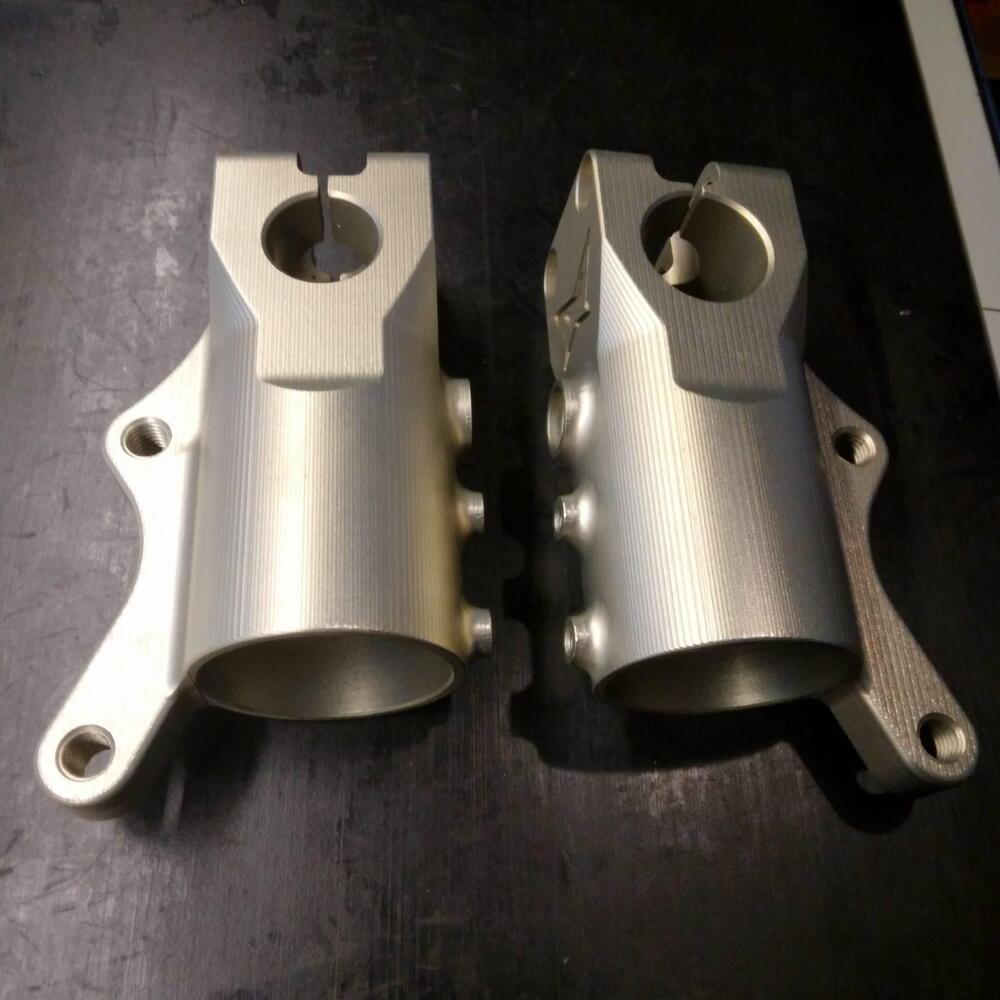 Piedini Marzocchi 50 Assiali interasse pinza 70 mm (3)