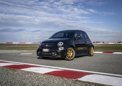 Abarth 695 75° Anniversario: edizione limitata con il T-Jet da 180 CV