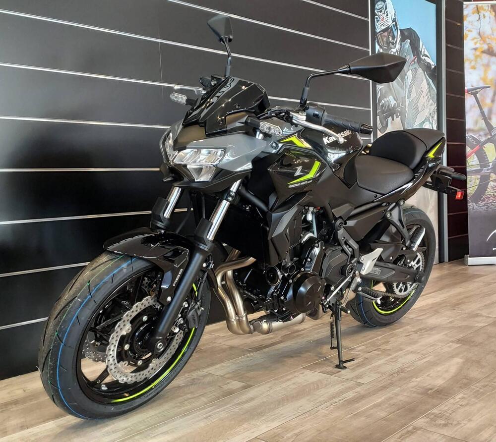 Kawasaki Z 650 (2025 - 26) (3)