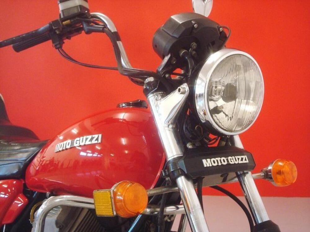 Moto Guzzi V 35 C (9)