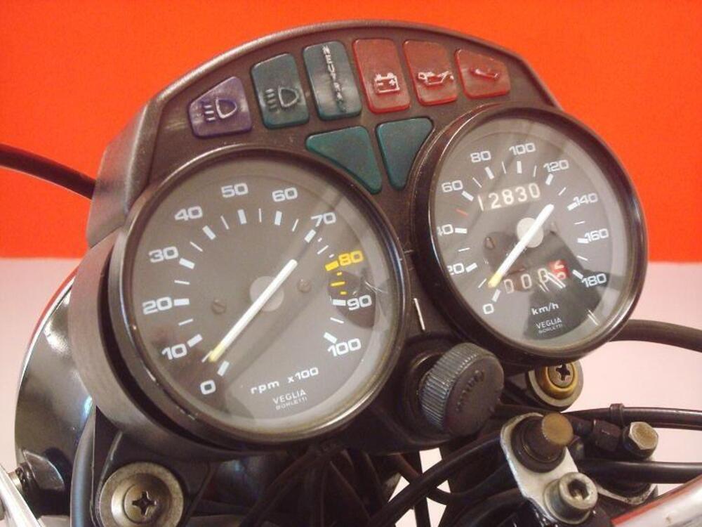 Moto Guzzi V 35 C (19)