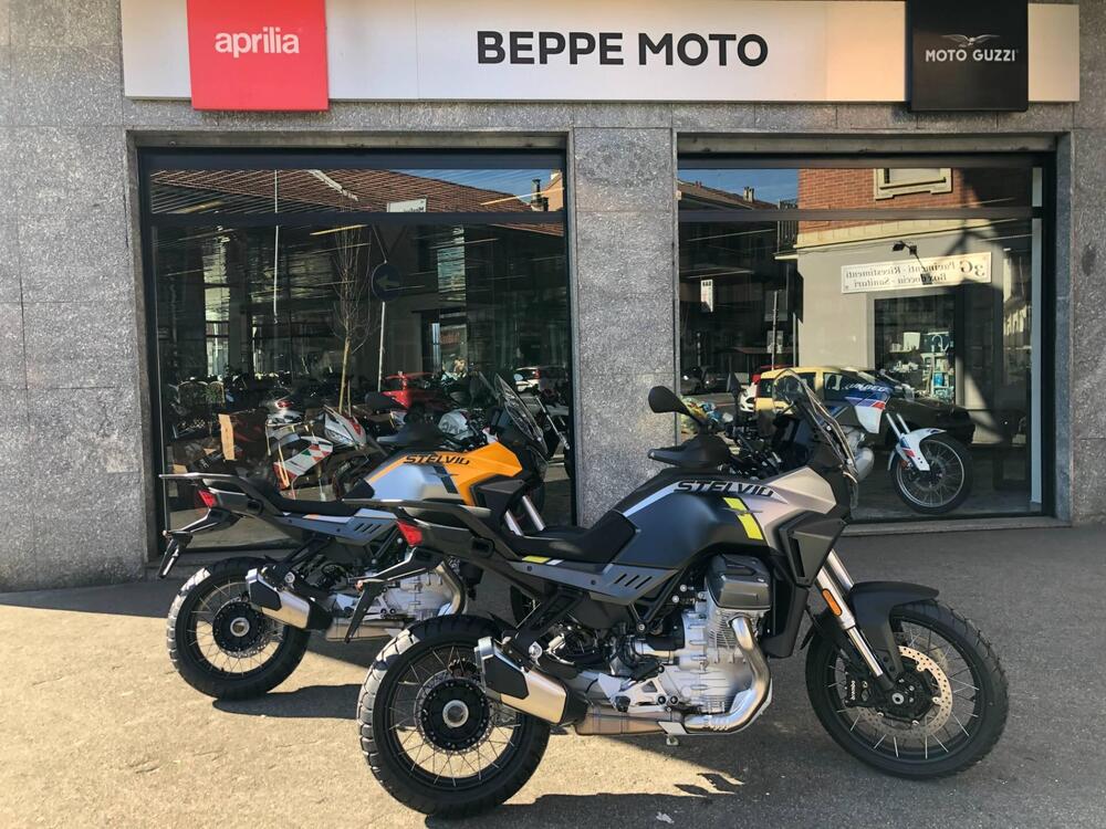 Moto Guzzi Stelvio (2024 - 25) (3)