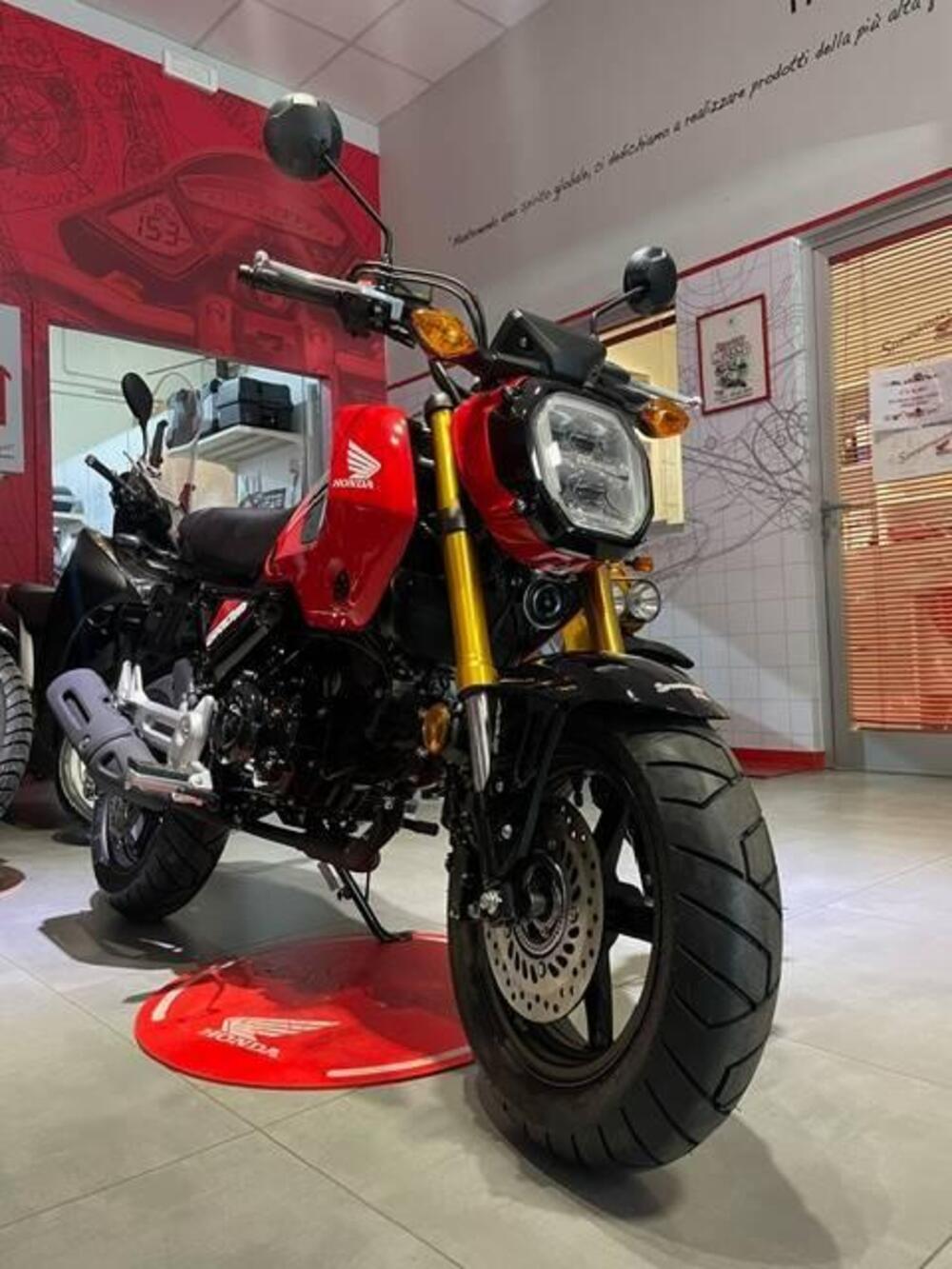 Honda MSX 125 Grom (2021 - 25) (2)