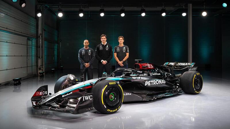 F1. Mercedes presenta la W15, Lewis Hamilton: &ldquo;Incredibilmente grato al lavoro svolto dall&rsquo;intera squadra&rdquo;