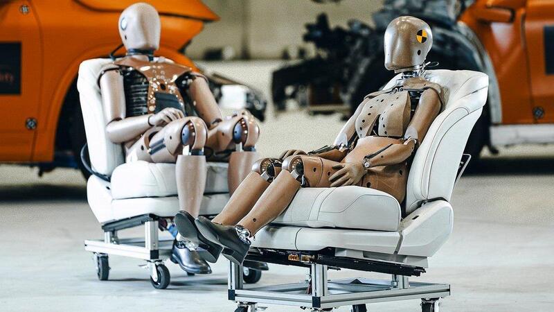 Crash test: gli uomini sono pi&ugrave; protetti delle donne in auto?