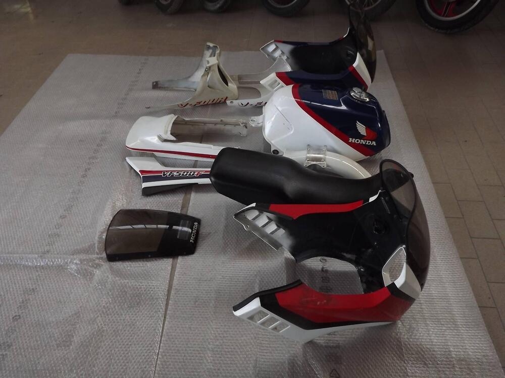 kit carene honda vf 500f (4)