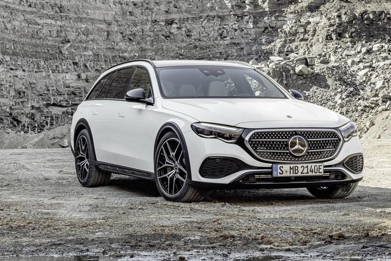 Mercedes Classe E All-Terrain: scende in campo e le ha tutte contro. Top e Flop