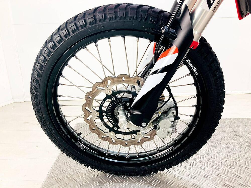 KTM 690 Enduro R (2022 - 25) (15)