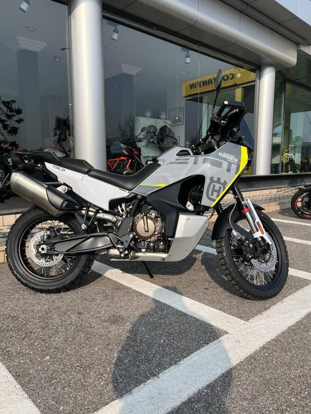 Husqvarna Norden 901 (2022 - 26)