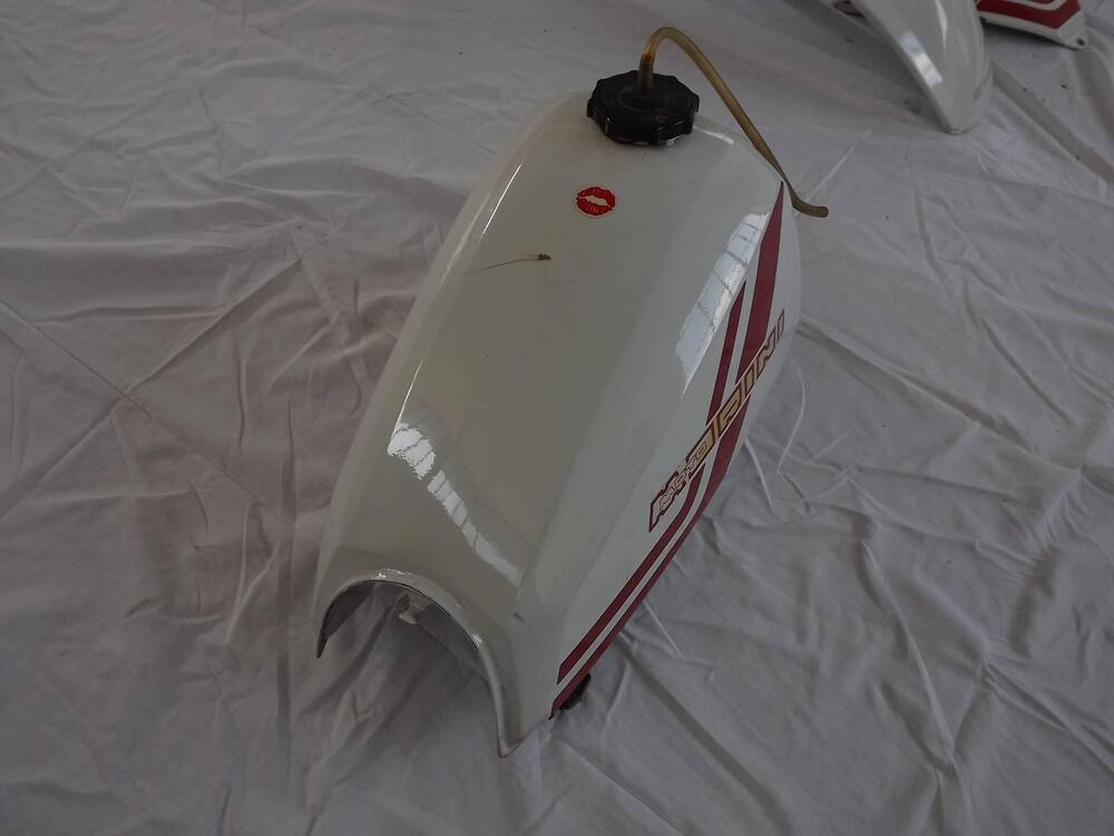 KIT CARENE MOTO MORINI 350 (4)