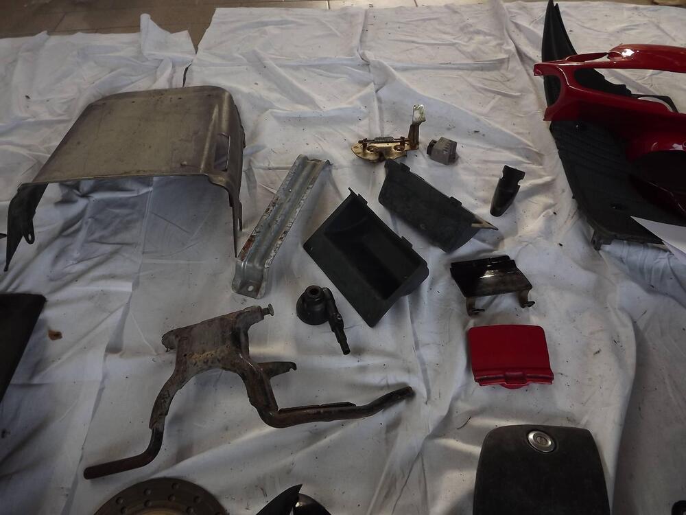 Ricambi Honda sc 01 (9)