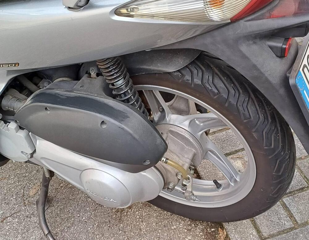 Honda SH 150 i (2005 - 08) (8)