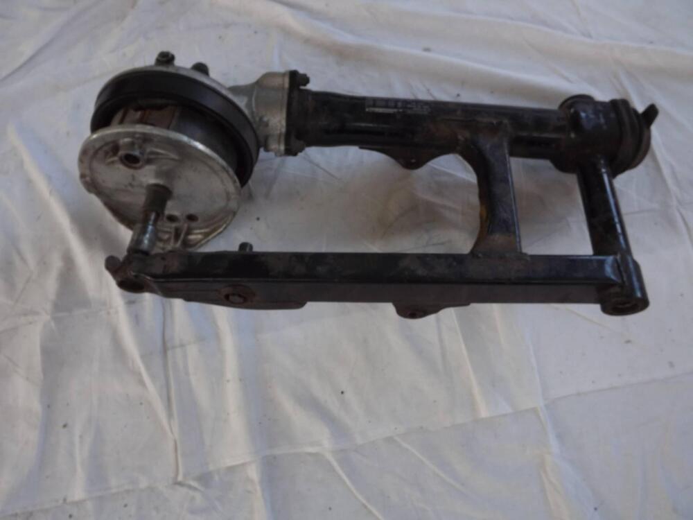 forcellone completo di coppia conica e tamburo cx5 Honda