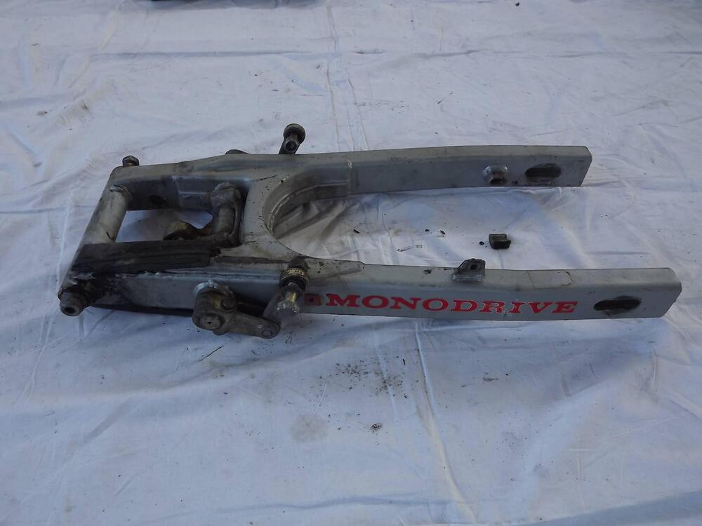 forcellone xlr 125 \200 Honda (2)