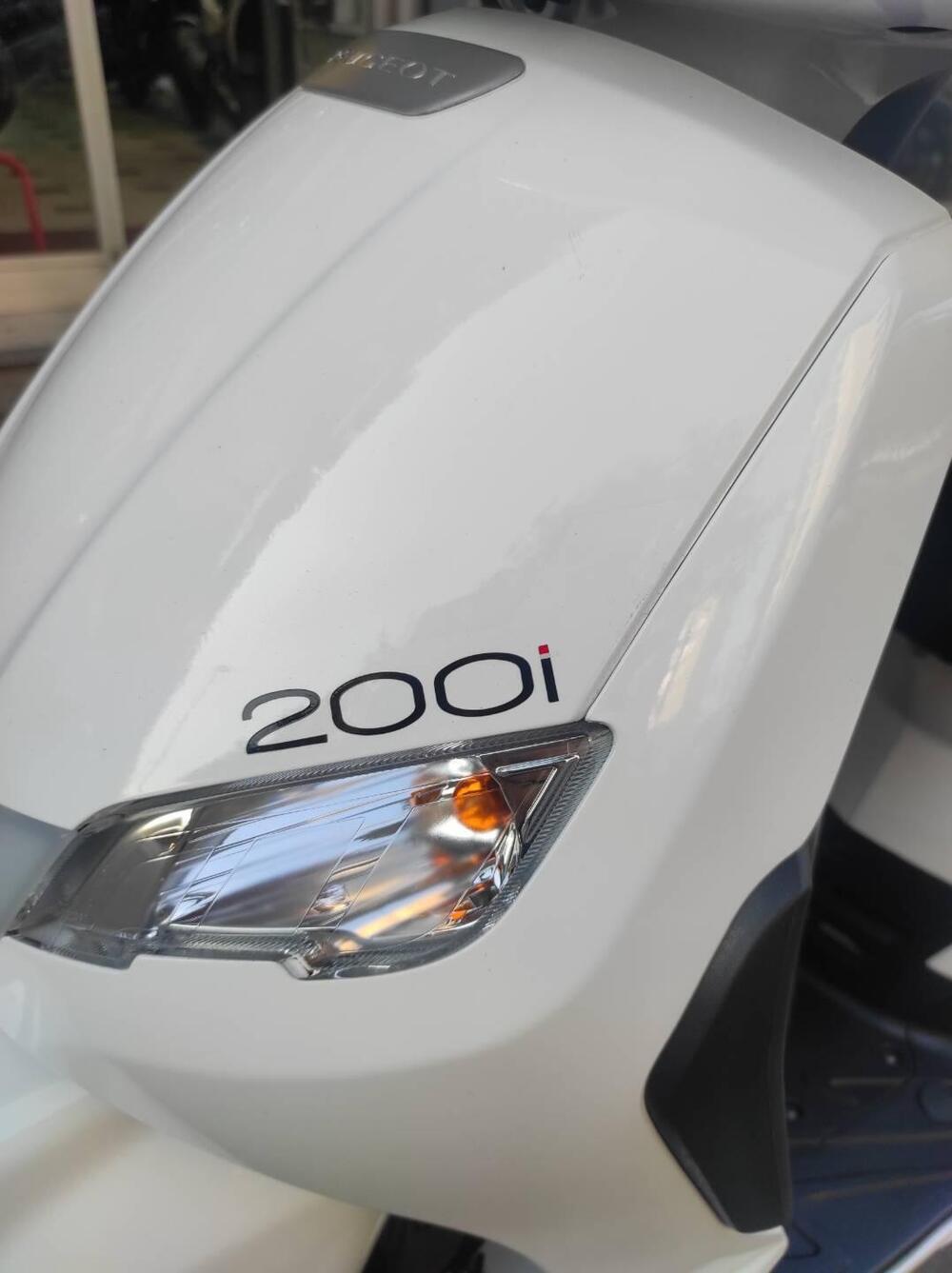 Peugeot Tweet 200 Active (2021 - 25) (13)