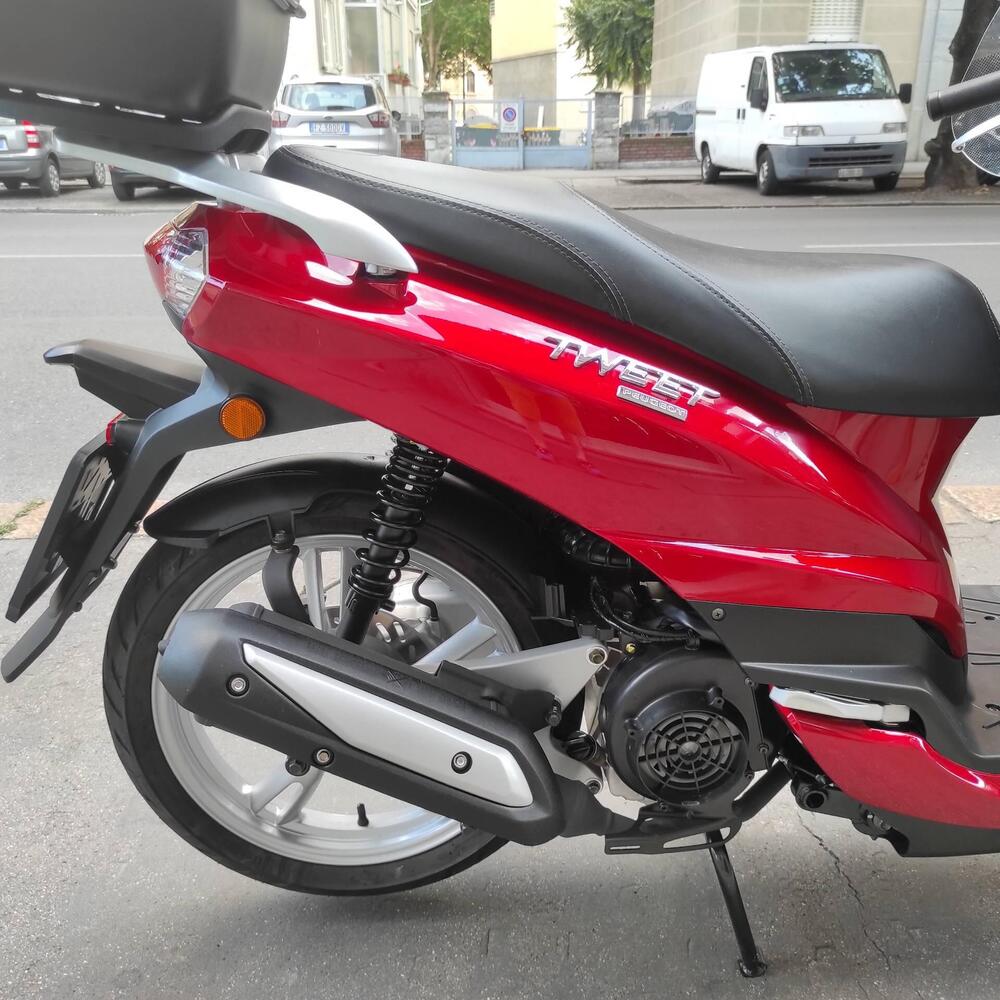 Peugeot Tweet 125i Active (2021 - 25) (12)