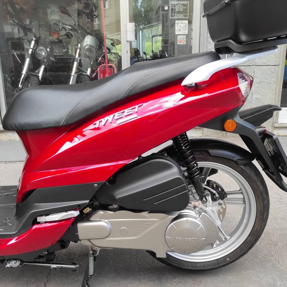 Peugeot Tweet 125i Active (2021 - 25) (10)