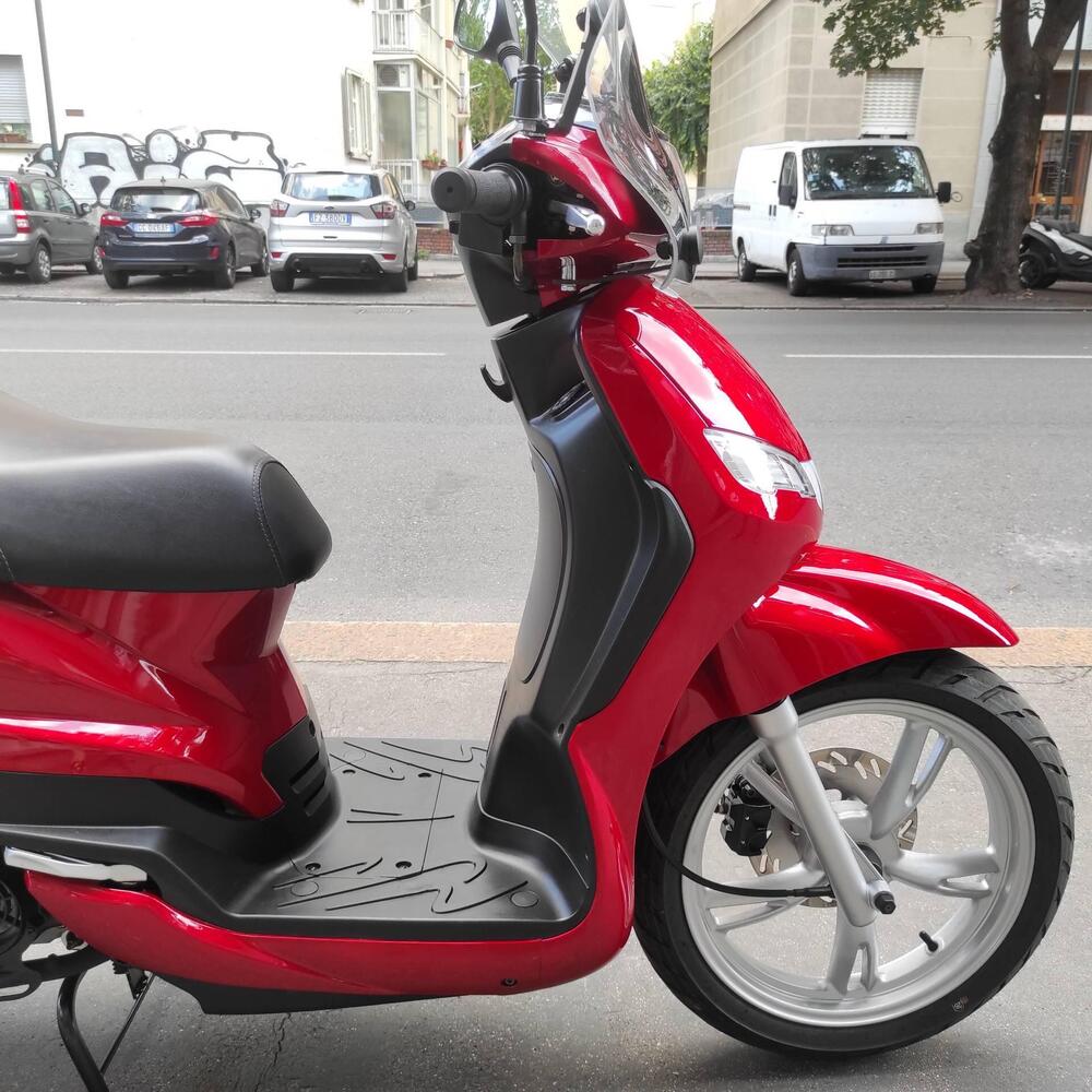 Peugeot Tweet 125i Active (2021 - 25) (11)