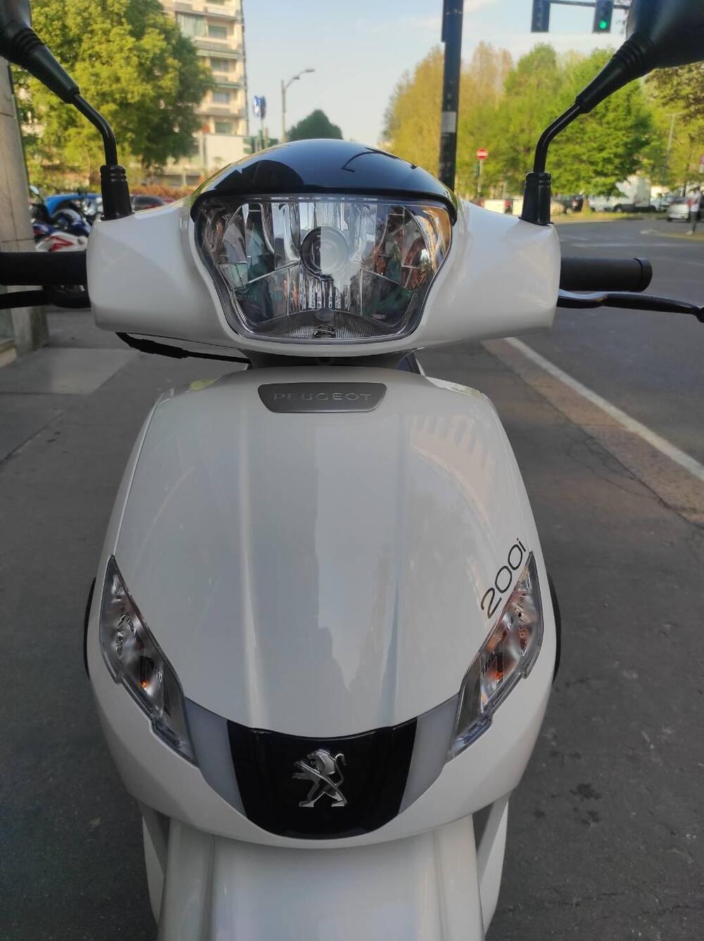 Peugeot Tweet 125i Active (2021 - 25) (6)