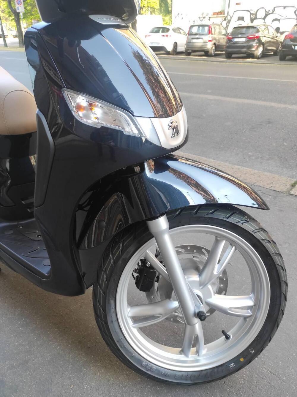 Peugeot Tweet 125i Active (2021 - 25) (5)