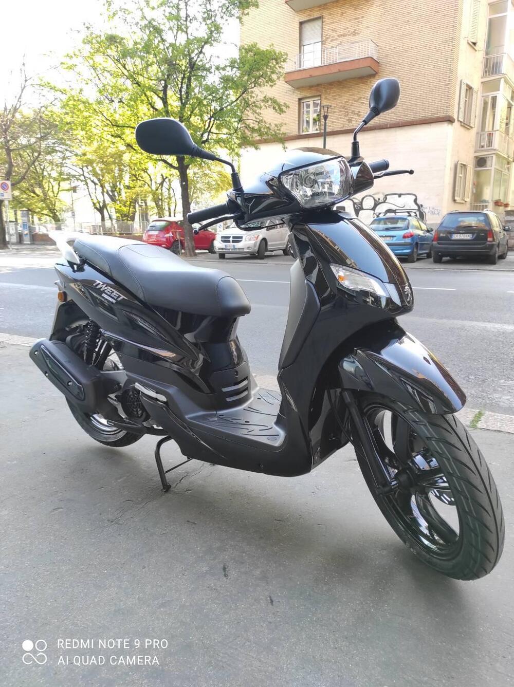 Peugeot Tweet 125i Active (2021 - 25) (4)