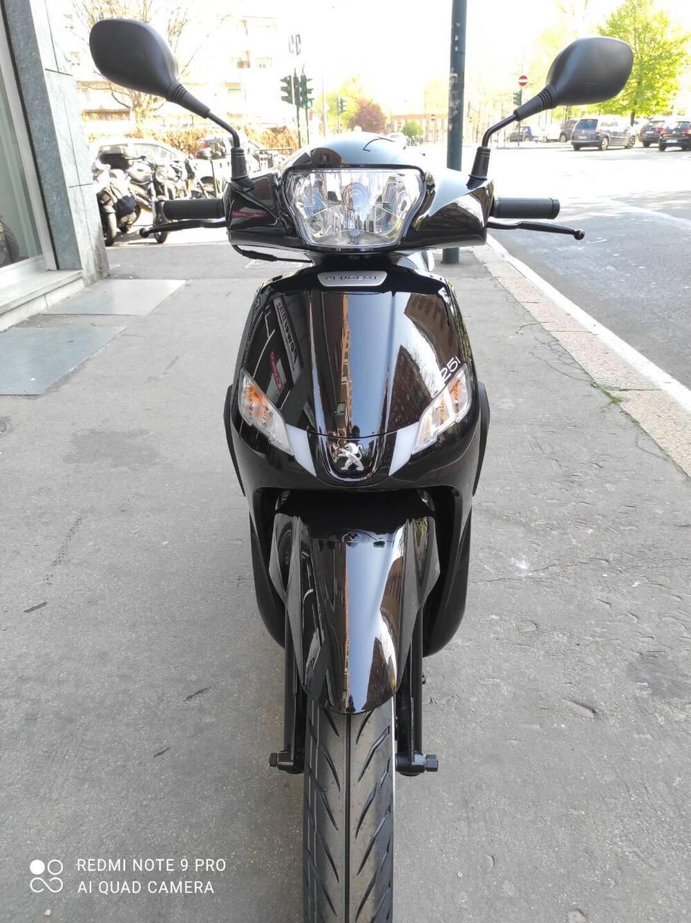 Peugeot Tweet 125i Active (2021 - 25) (6)