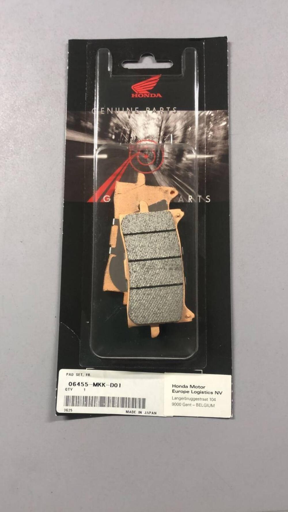 COPPIA PASTIGLIE HONDA AFRICA TWIN. CODICE 06455MK