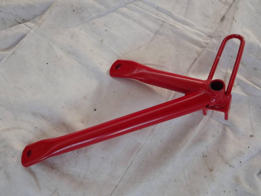 1 Supporto pedana passeggero xl Honda