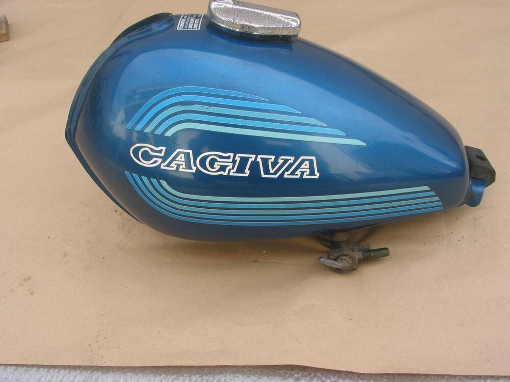 Serbatoio benzina cagiva 125 (3)