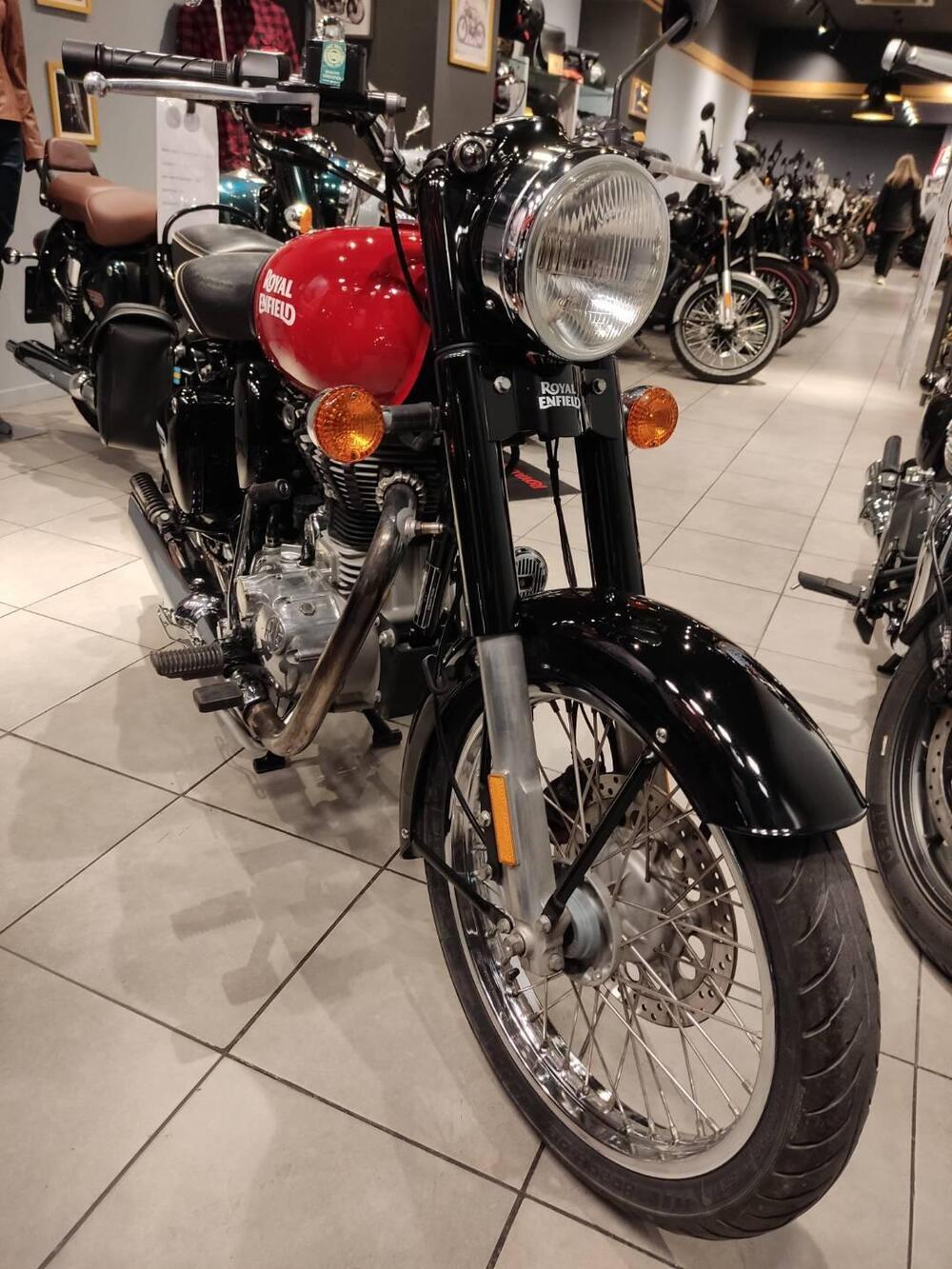 Royal Enfield Classic 500 EFI (2017 - 20) (4)