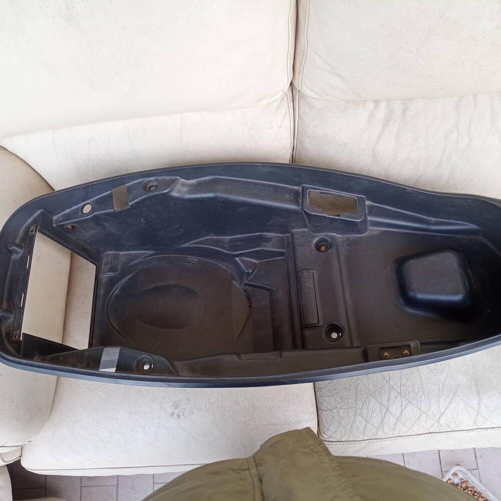 Sottosella Kymco Downtown 125